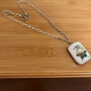 Sterling silver necklace with pendant